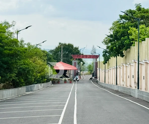 Are There Parks or Open Recreational Spaces in Deralakatte?