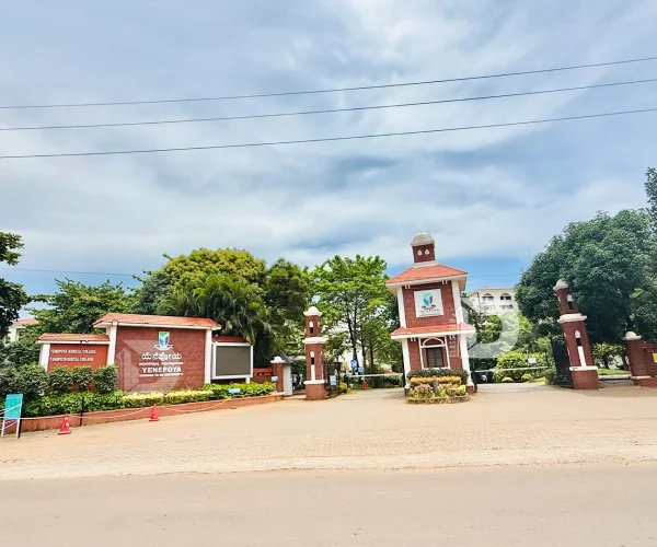 Best Nursing Dolleges in Deralakatte