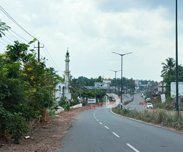 How Safe Is It to Walk Around Deralakatte at Night?