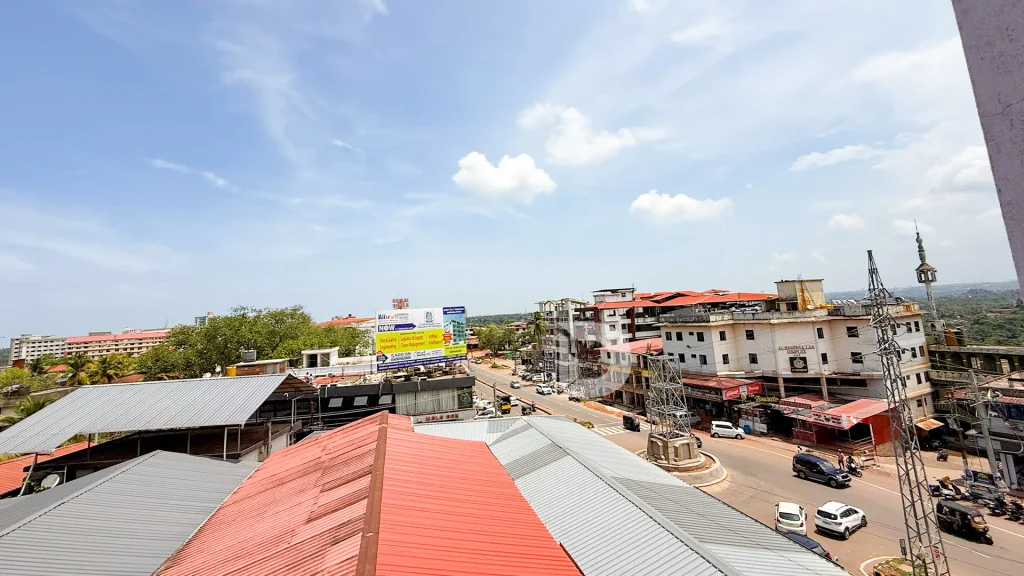 4 BHK House for Sale in Deralakatte