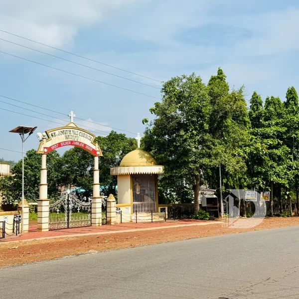 Christmas Spirit in and Around Deralakatte